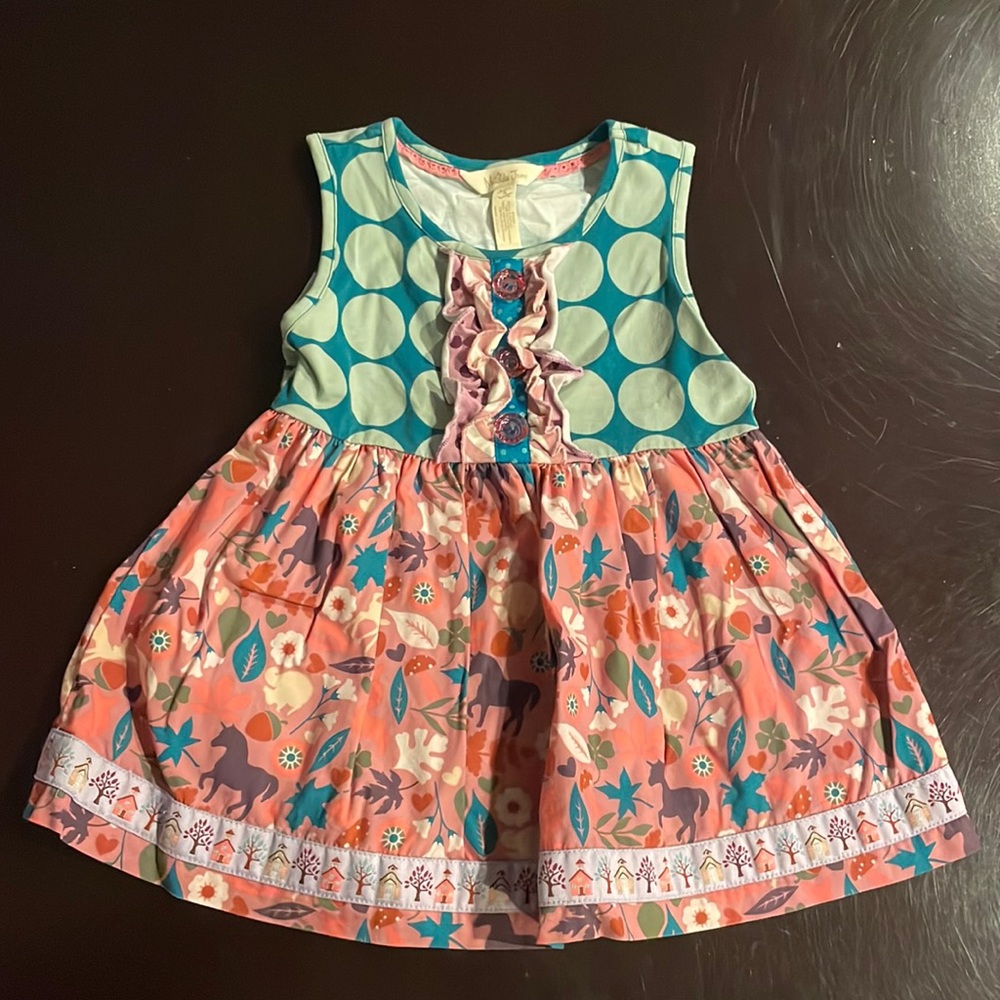 Matilda Jane girls tank top size 4 with jewel buttons. EUC